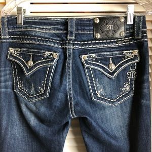 MISS ME /BOOTCUT JEAN/ SLIGHTLY DISTRESSED